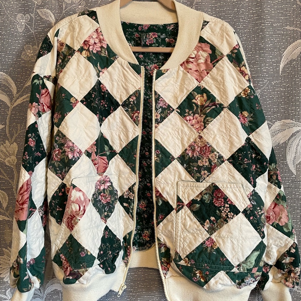 Cute quilted bomber jacket